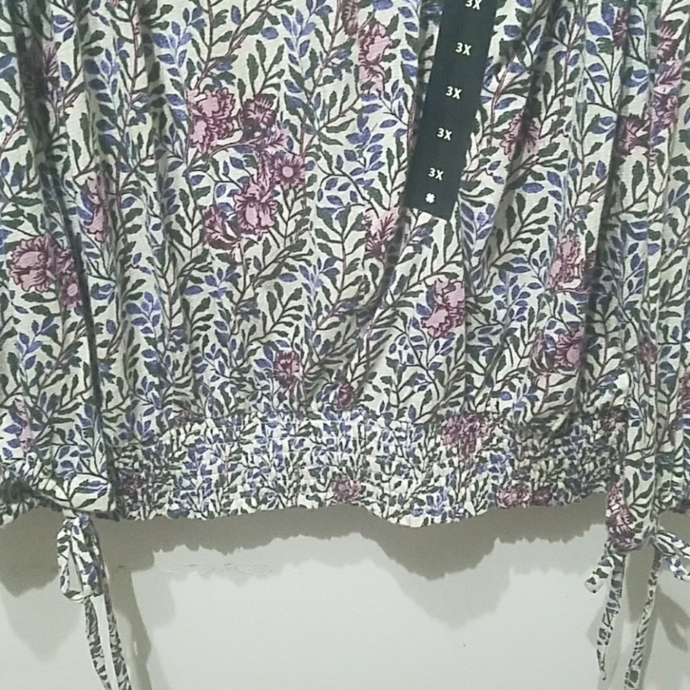 Lucky Brand Plus Banded Bottom Peasant Top - Picture 4 of 8